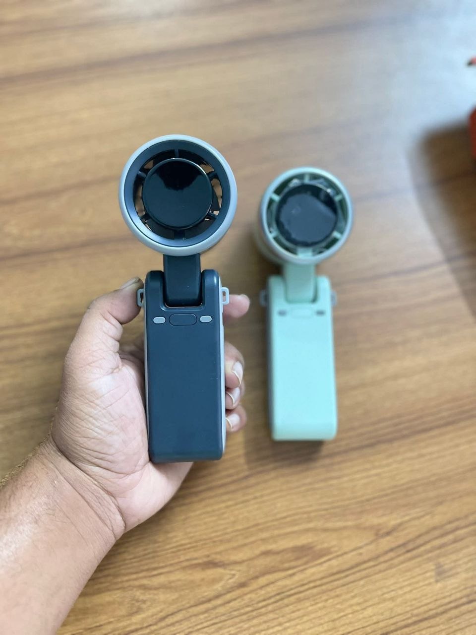 Rechargeable Turbo Mini Fan 💨 | Powerful, Portable & Ultra-Quiet - Image 2