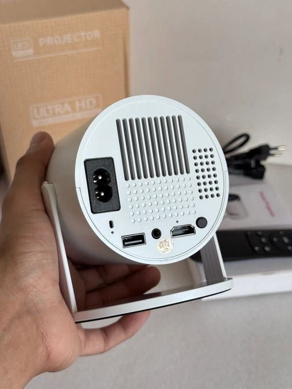 Magcubic HY300 4K Smart Mini Projector – Android 11, WiFi 6, Bluetooth 5.0 Portable Home Theater - Image 5